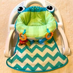 Sit me up frog chair